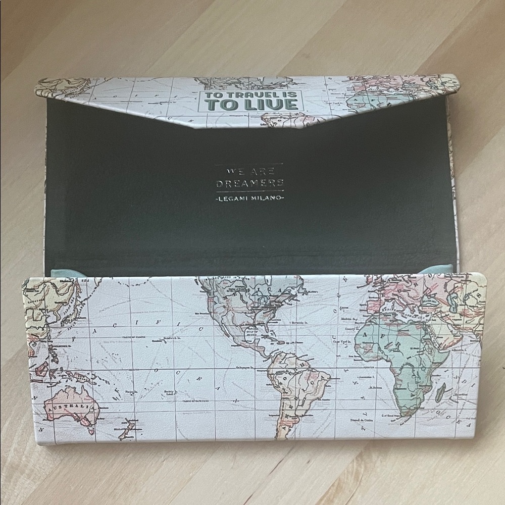 World Map Eye Glass Holder